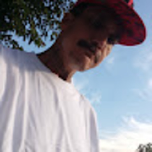 Meet your Posher, Robert - Picture 1 of 1